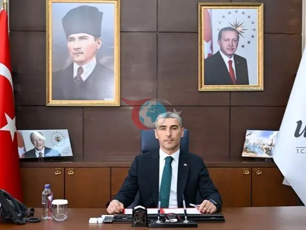 Uşak'a Yeni Vali Ataması Gerçekleşti: Serdar Kartal Görevi Devraldı