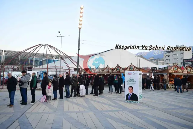 Osmangazi Belediyesi Kardeşlik Sofralarıyla Buluşma Sağlıyor