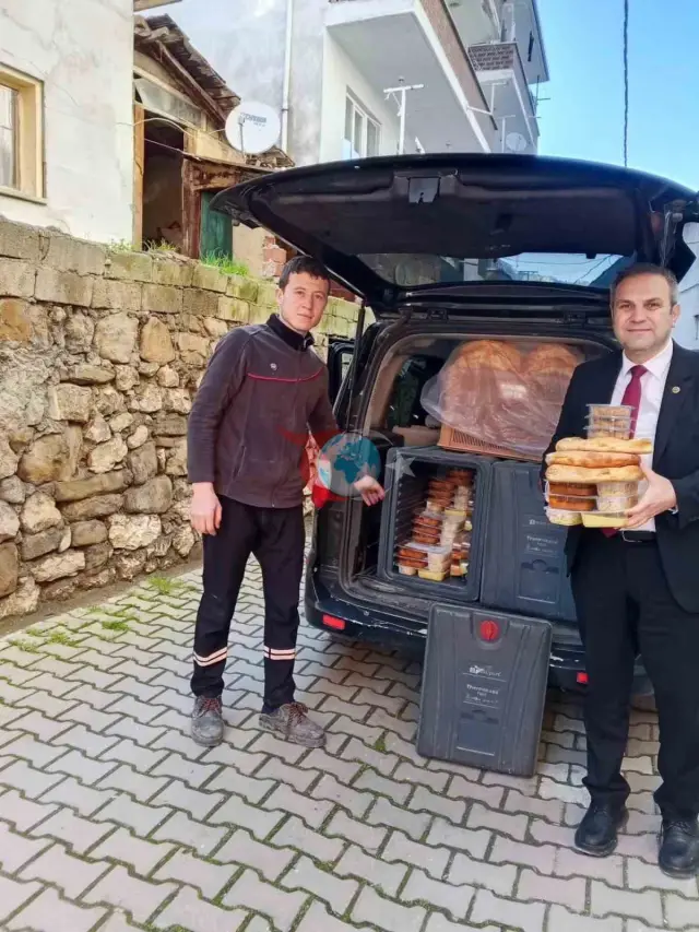 Bilecik'te İhtiyaç Sahiplerine Ramazan Ayında Sıcak Yemek Desteği
