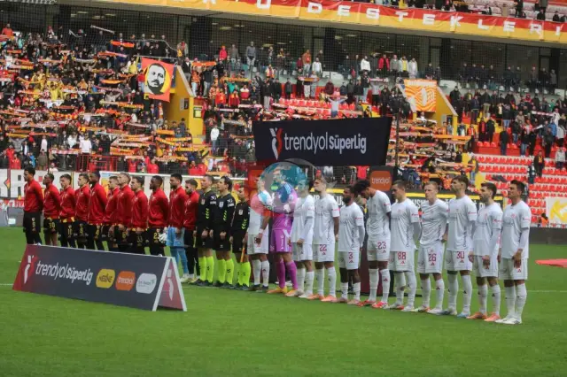 Trendyol Süper Lig: Kayserispor ile Antalyaspor Golsüz Eşit