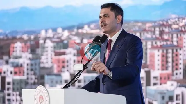 Bakan Kurum'dan Sındırgı'daki Afet Konutlarıyla İlgili Önemli Açıklama
