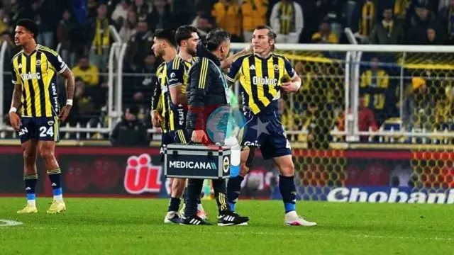 Fenerbahçe'de Sakatlık Şoku: 4 Oyuncu İçin Rapor Geldi, Talisca 3-4 Hafta Yok