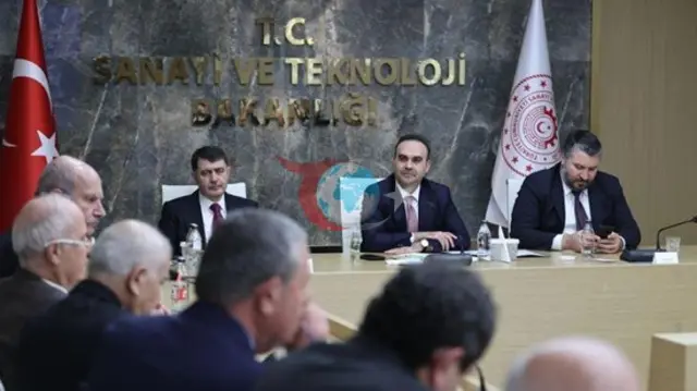Bakan Kacır, OSB Başkanlarıyla İftar Yemeğinde Buluştu