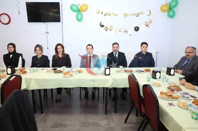 Gördes Huzurevi'nde İftar Buluşması: Birlik ve Beraberlik Rüzgarı