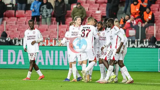 Samsunspor'un Farklı Galibiyeti: Shkendija'ya 4-0