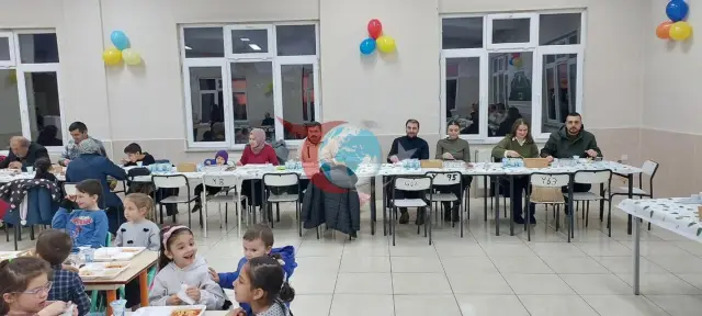 Dumlupınar'da Kaymakam ve Minikler Ramazan İftarında Buluştu
