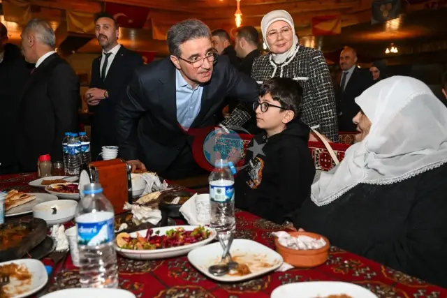 Vali Baruş, EMŞAV'ın İftarına Katıldı