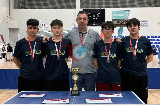 Menteşe Anadolu Lisesi Masa Tenisi Takımından Türkiye Üçüncülüğü Başarısı