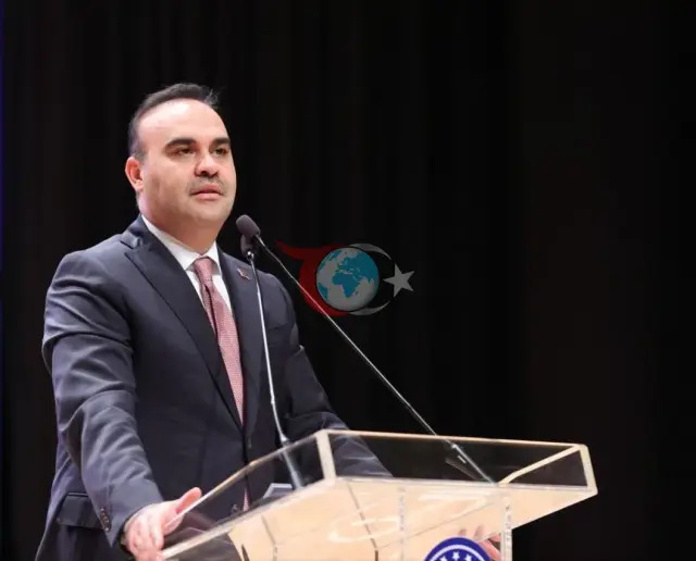 Türk Bilim İnsanları Antarktika Seferinden Döndü