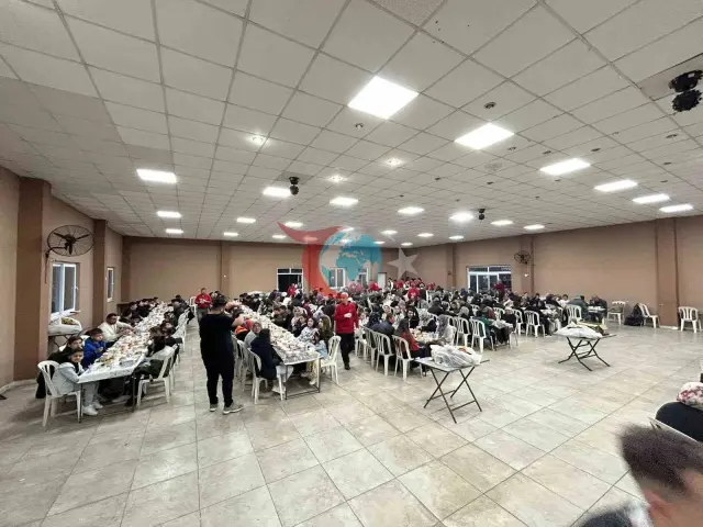 Alaşehir Killik'te Ramazan Sofrası Birlikte Kuruldu