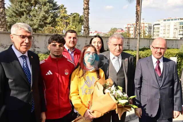 Gençlik ve Spor Bakanı Bak: 12 Milyon Gence Yüzme Eğitimi Verdik