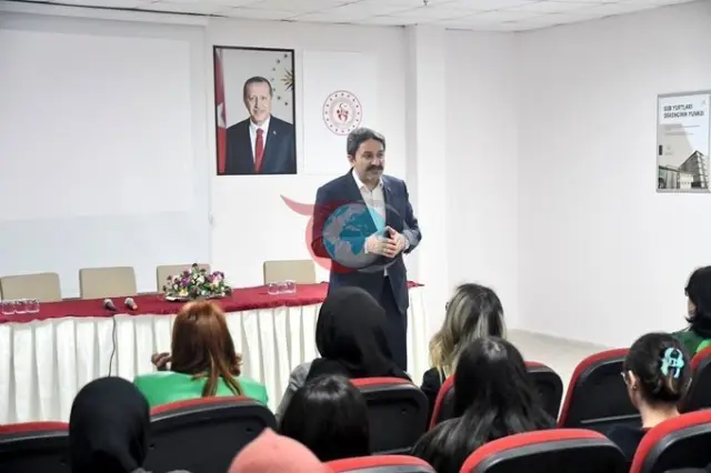 Yeşilay'dan Eskişehir'de Bağımlılık Karşıtı Eğitim