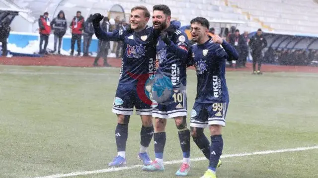 1. Lig'de Çifte Rekor ve Tek Efsane: Eren Tozlu