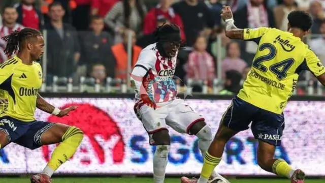 Fenerbahçe ile Samsunspor Karşılaşmasının VAR Hakemi Açıklandı!