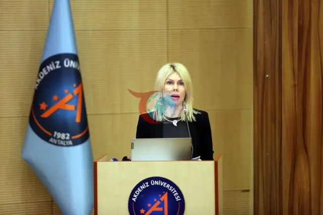 Prof. Dr. Özkan: Toplumun İlerlemesi İçin Kadınların Güçlenmesi Şart