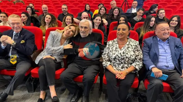 'Gırgıriye' Müzikalinin Yıldız Kadrosu Sahneye Çıkıyor