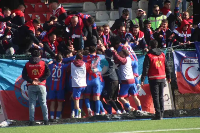 Niğde Belediyespor'dan Aile Odaklı Tribün İnisiyatifi