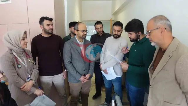 Raynaud Fenomeni: Romatizmal Hastalıkların Erken Belirtisi Olabilir