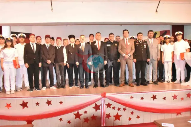 Köyceğiz'de İstiklal Marşı'nın Kabulü Coşkuyla Kutlandı