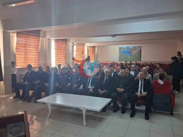 Çıldır'da İstiklal Marşı'nın Kabulü ve Mehmet Akif Ersoy'u Anma Töreni Gerçekleşti