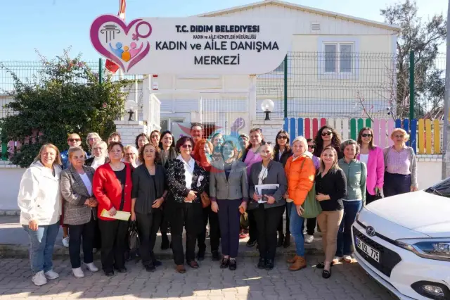 Didim'de Kadın Meclisi Toplantısında Kadınların Güçlenmesi Vurgulandı