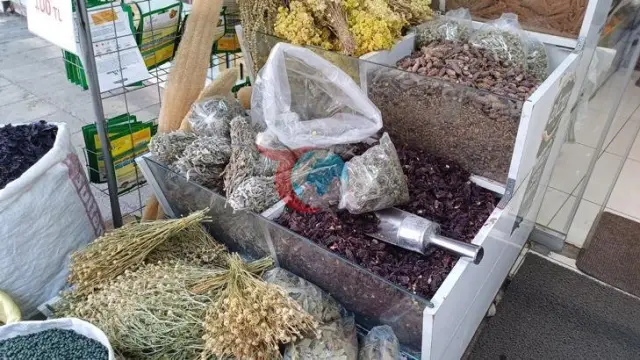 Ramazan'da Uzun Süre Tok Tutan Özel Karışım: Aktarların Tavsiyesi