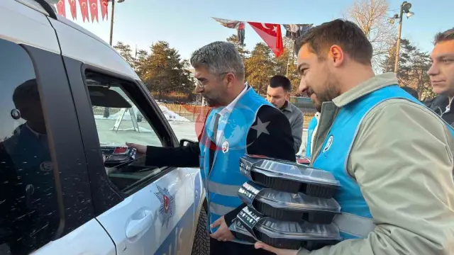 Erzurum'da AK Gençlik Ramazan Boyunca Vatandaşlarla Buluşuyor