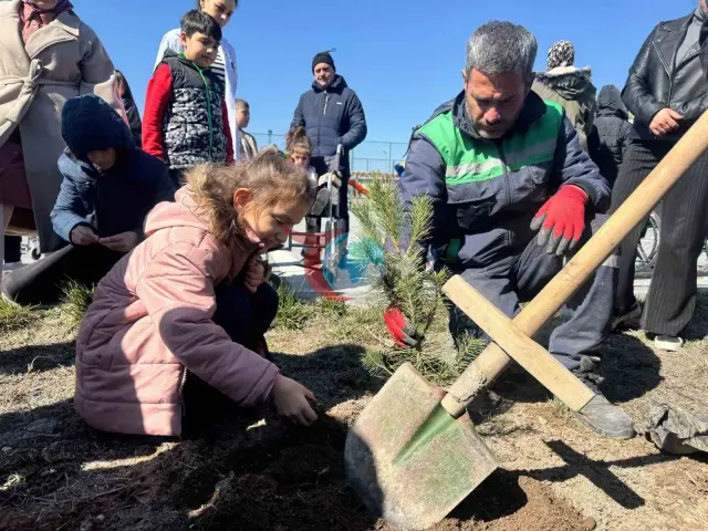Kayseri Büyükşehir Belediyesi'nden Özel Çocuklarla Doğa Etkinliği