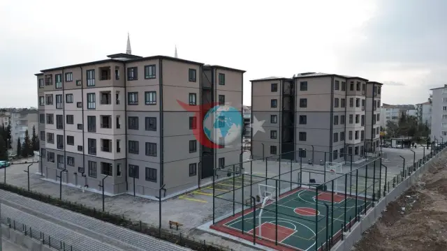 Adıyaman'da İş Bankası Çalışanlarına Yeni Lojman Teslimi