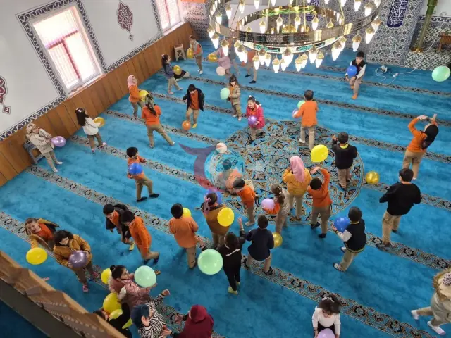 Yenipazar'da Ramazan Ayı Coşkusu: Maarifin Kalbinde Ramazan Etkinliği