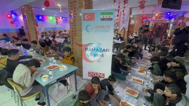 Ramazan'ın Işığı Afrin'de Yetim Çocukların Sofrasında Parladı