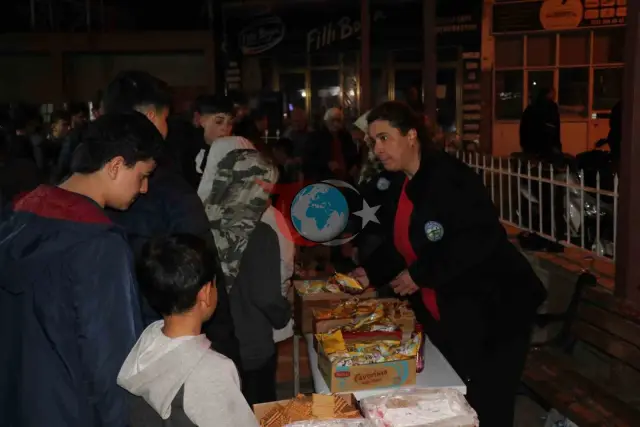Bozdoğan Belediyesi, Kadir Gecesi'nde Vatandaşlara İkramda Bulundu