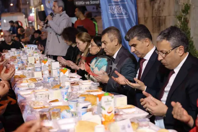 Akdeniz'de Ramazan'ın Birlik Ruhu Yaşandı