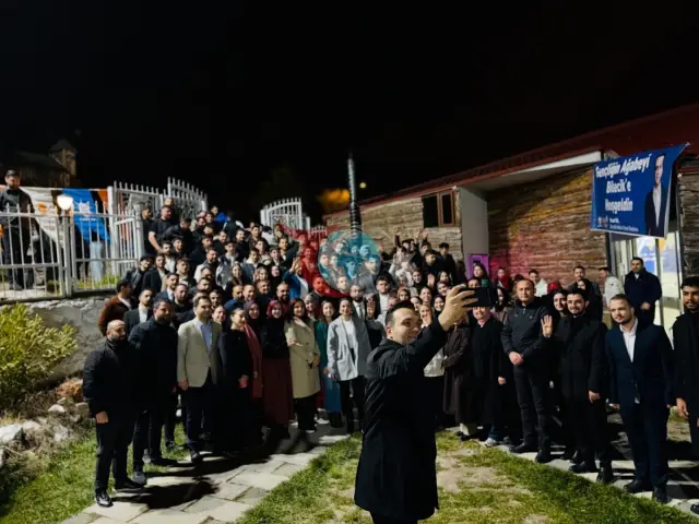 Yusuf İbiş, Bilecik'te Gençlerle Bir Araya Geldi