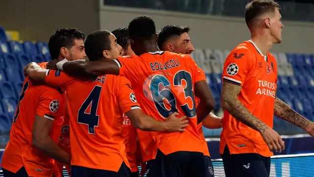 Başakşehir, Süper Lig'de Antalyaspor'u Ağırlıyor