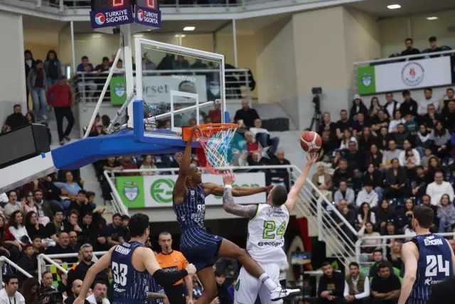 Merkezefendi Basket Taraftarlarını Tribünlere Çağırıyor