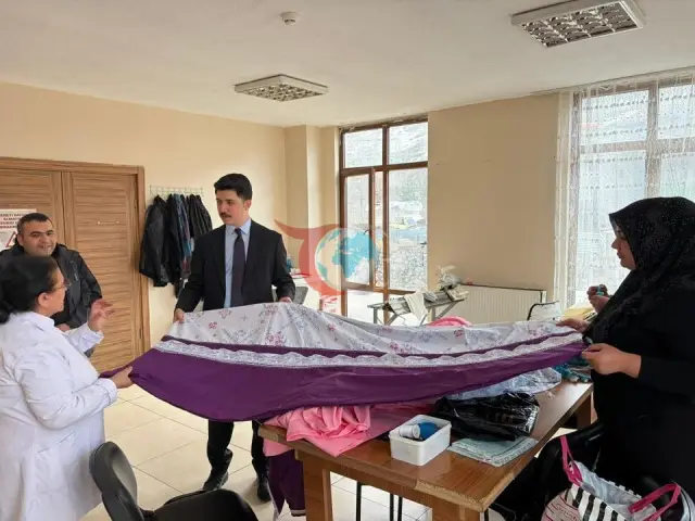 Kaymakam Ahmed Tayyib Kahraman Halk Eğitimi Merkezi'ni Ziyaret Etti