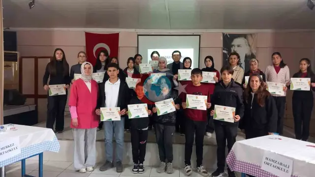 Yenipazar'da Ortaokullar İklim Üzerine Tartıştı