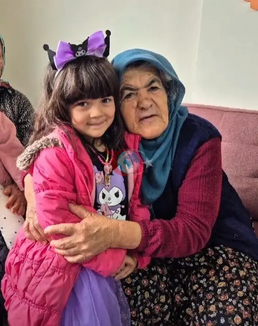 Honazlı Öğrencilerden Yaşlılar Haftasında Anlamlı Buluşma