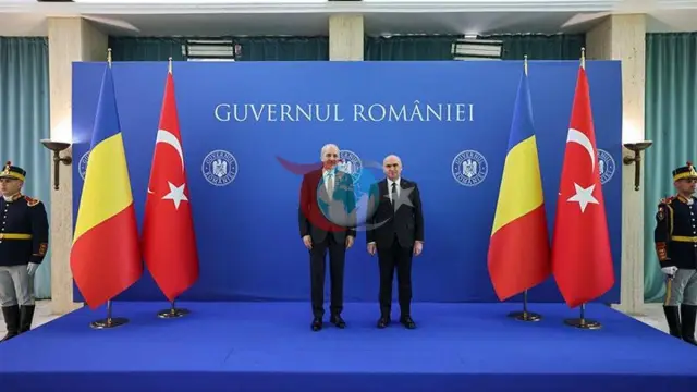 TBMM Başkanı Kurtulmuş, Romanya Başbakanı Bolojan ile Bükreş'te Buluştu