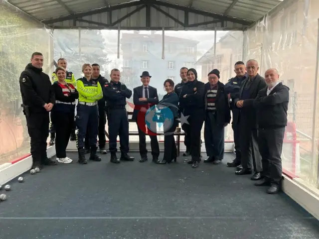 Bilecik Jandarması Huzurevi Sakinleriyle Bir Araya Geldi