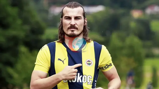 Fenerbahçe Çağlar Söyüncü ile Yollarını Ayırıyor
