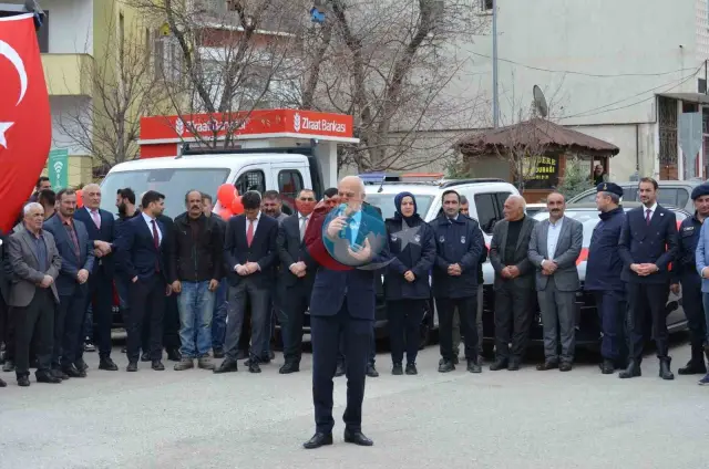 Uzundere'de Modern Araç Filosu Dualarla Hizmete Girdi