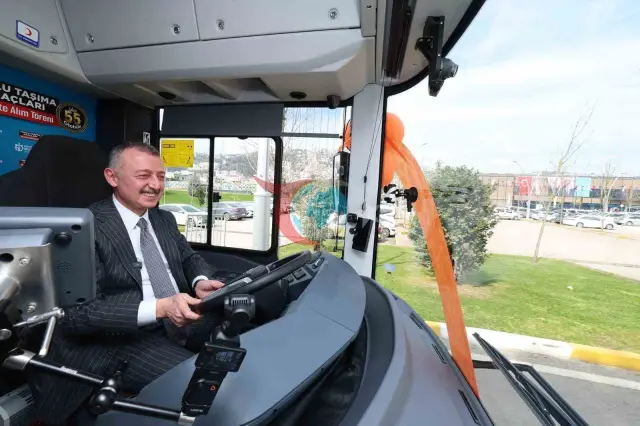 Büyükakın’dan İzmir’e Mesaj: "Kendimizle Yarış Halindeyiz"