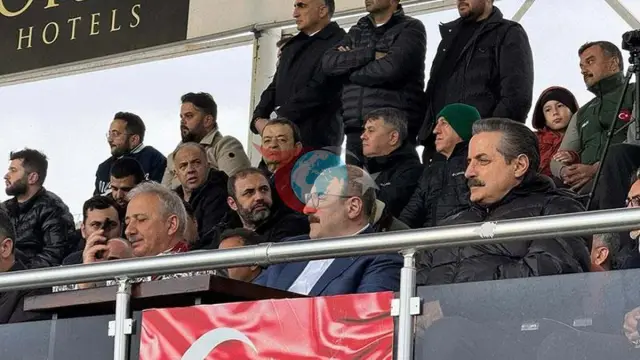 Varank ve Çelik, Fethiyespor-Bursaspor Maçını İzledi