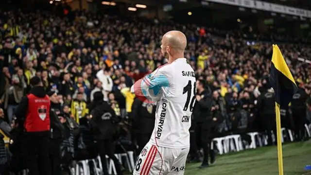 Vaclav Cerny, Fenerbahçe Derbisinde Sahneye Çıkmaya Hazırlanıyor