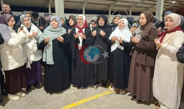 Emet ve Hisarcık'tan Umre Yolculuğuna Anlamlı Uğurlama