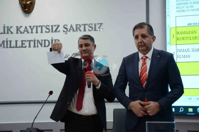 Bilecik İl Genel Meclisi Başkanlığına Yeniden Ramazan Kurtulmuş Seçildi