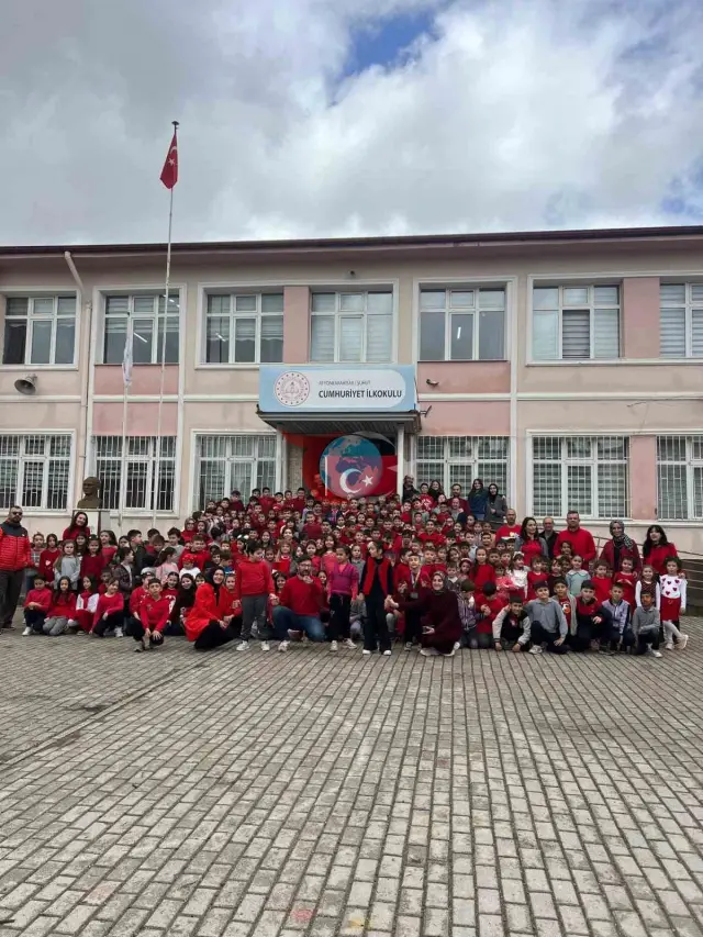 Şuhut İlkokulu'ndan Otizm Farkındalığına Anlamlı Destek