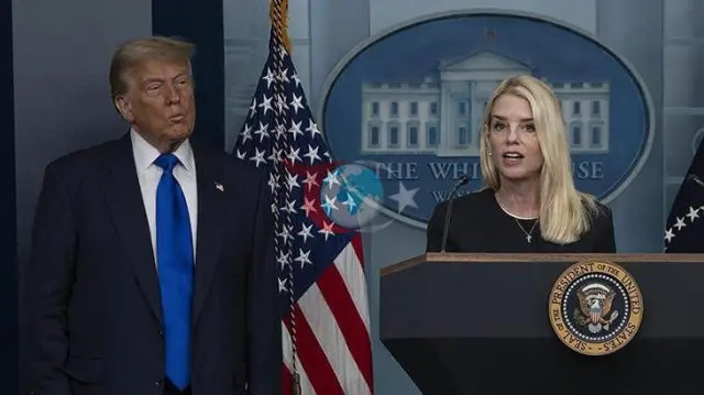 Trump, Pam Bondi'yi Adalet Bakanlığı Görevinden Aldı
